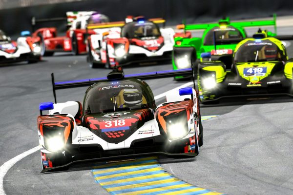 24 Heures-Matthew Crisp-0