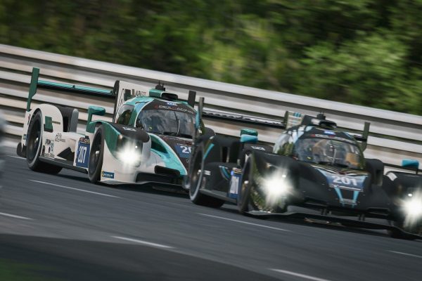 24 Heures-Apex Racing One6-10